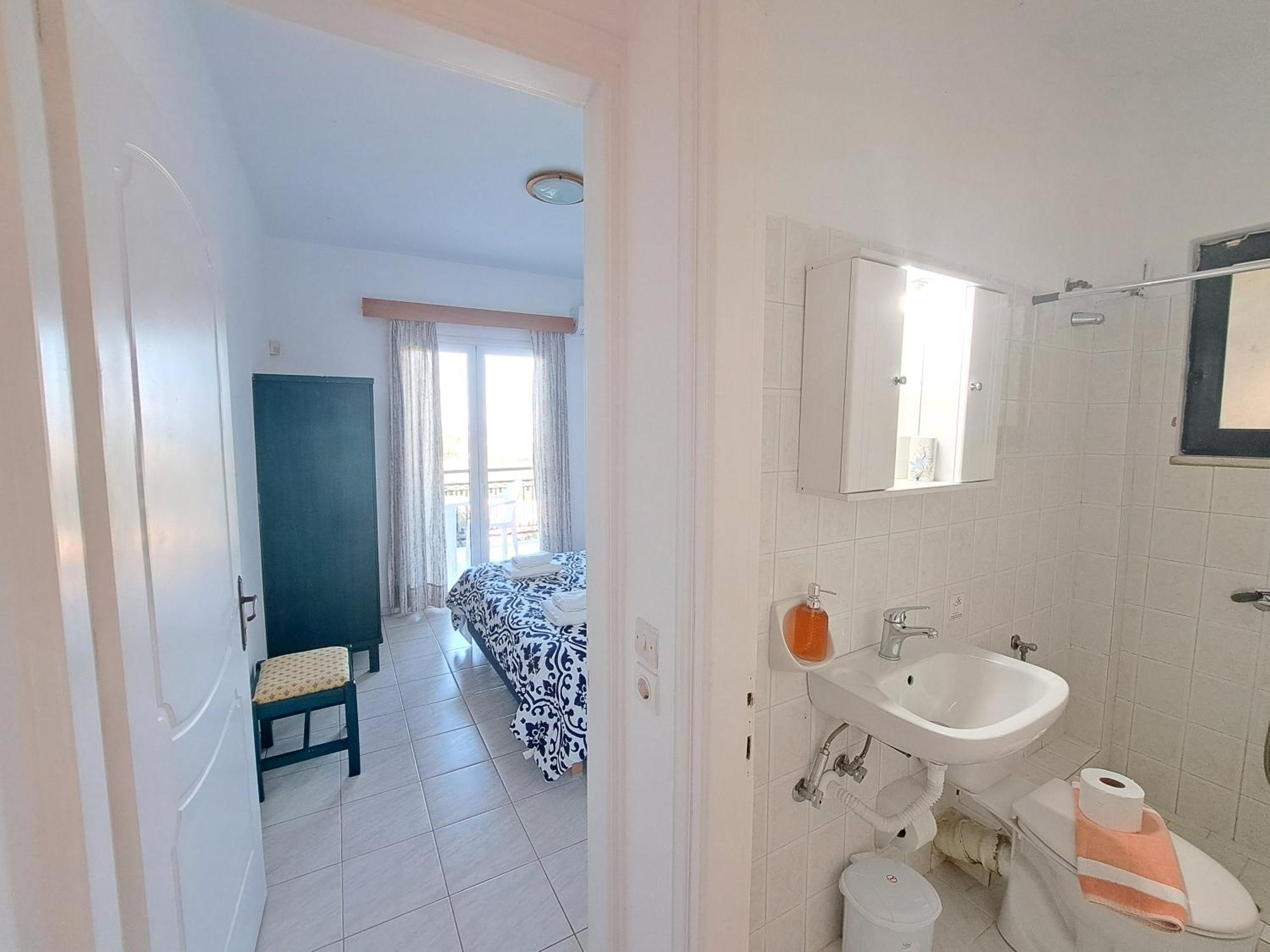 Natural Blue Green Apartment Альмирос-Бич Номер фото